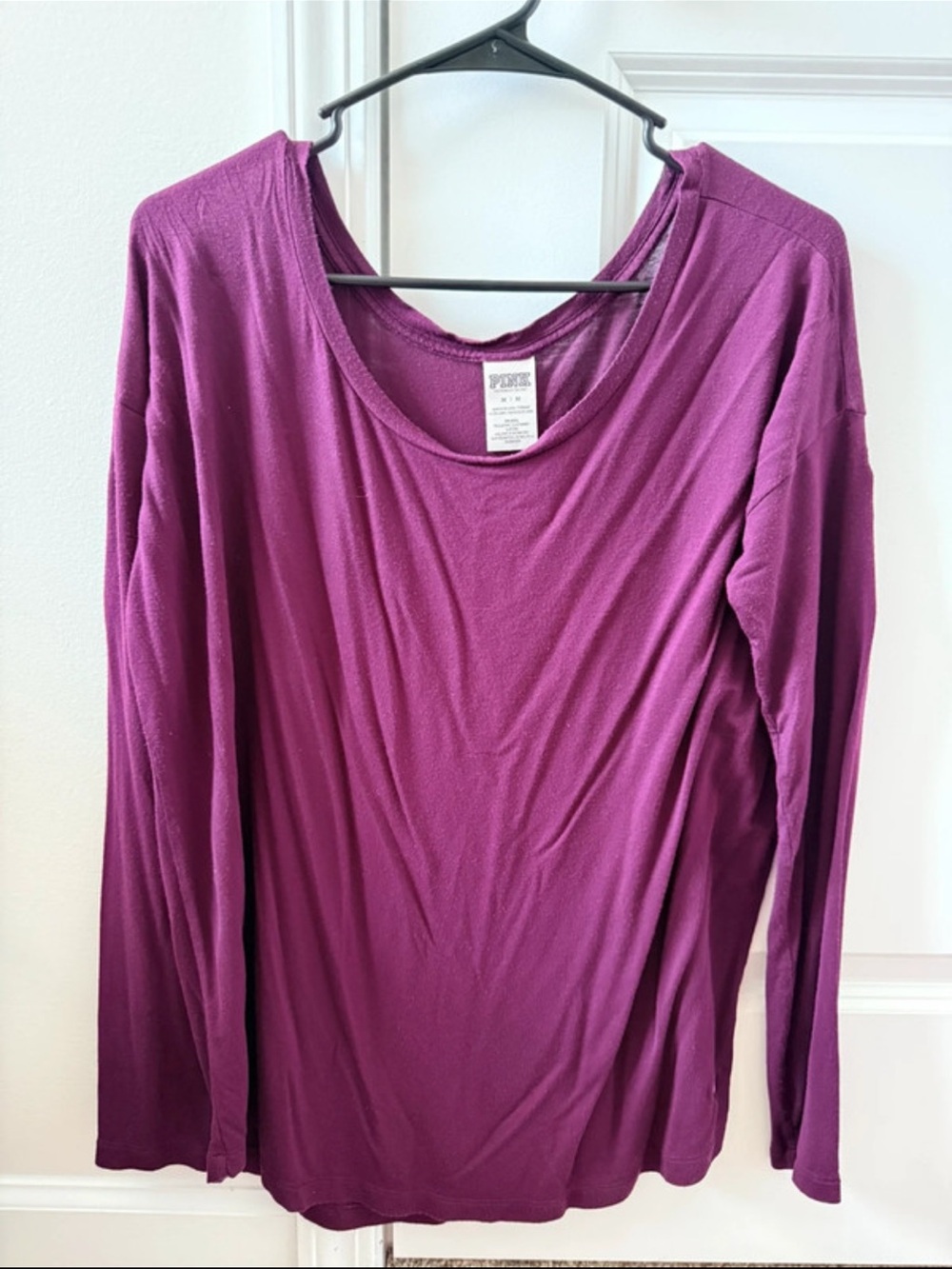 PINK Victoria's Secret Long-Sleeve Scoop Neck Top - Magenta